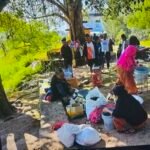 बाढी प्रभावित स्थानीय चुलीदेवी माध्यमिक विद्यालयमा आश्रित